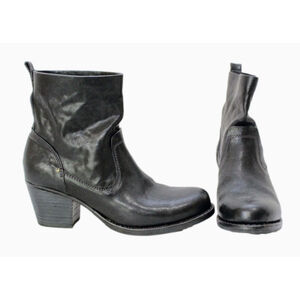 Rag & Bone 37.5 EU Leather Slip On Heeled Moto Boots Black 2 inch heel